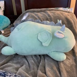 squishmallows hug mees dylan dragon